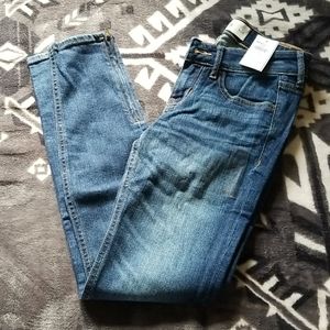Hollister skinny jeans